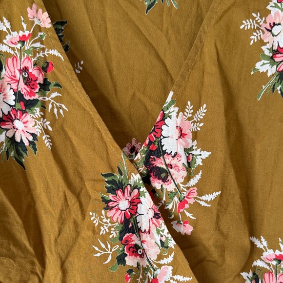 Madewell 100% Cotton Mustard/Tan Floral Ruffle Sleeve Wrap Peplum Top - Picture 3 of 8
